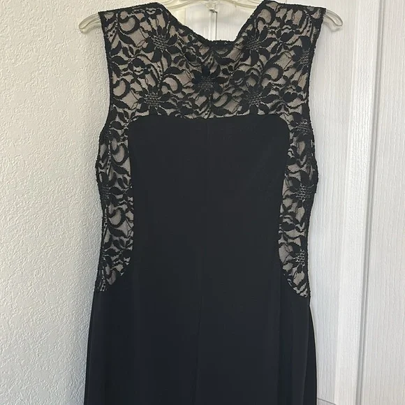 Candalite Evening Gown, Size M - Picture 4 of 4